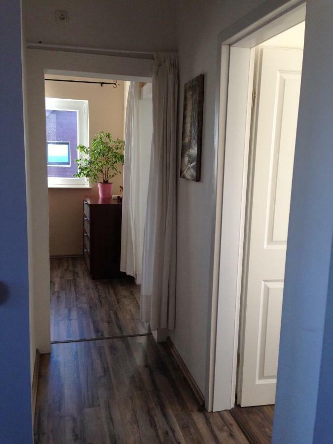 Ferienwohnung Mit Garten In Koeln Exterior foto